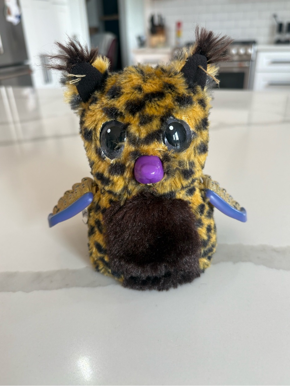 Hatchimals Interactive Plush Lynx Leopard Purple Gold Wings Electronic Toy‎